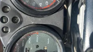 Ducati Monster 600 Dark (1998 - 01)  (4)