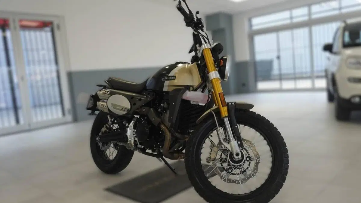Fantic Motor Caballero 500 Scrambler Deluxe (2021 - 23)  (2)
