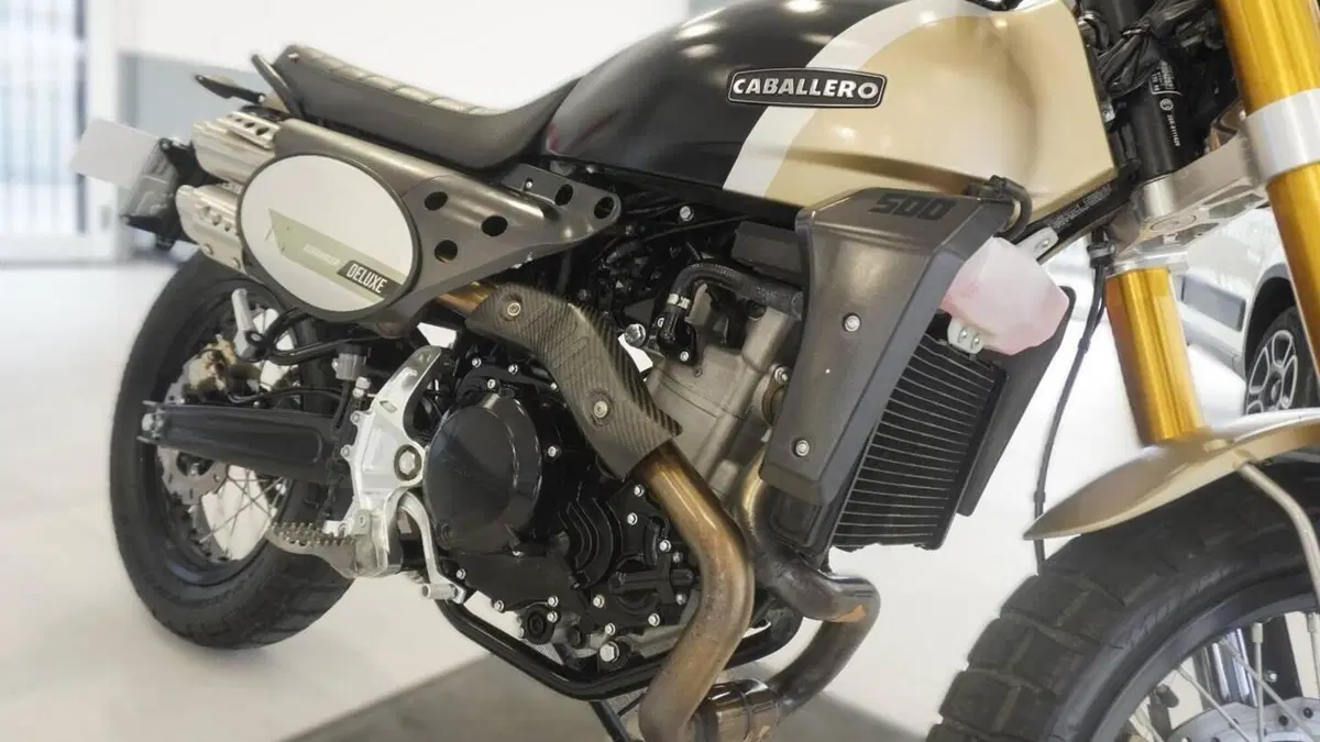Fantic Motor Caballero 500 Scrambler Deluxe (2021 - 23)  (11)