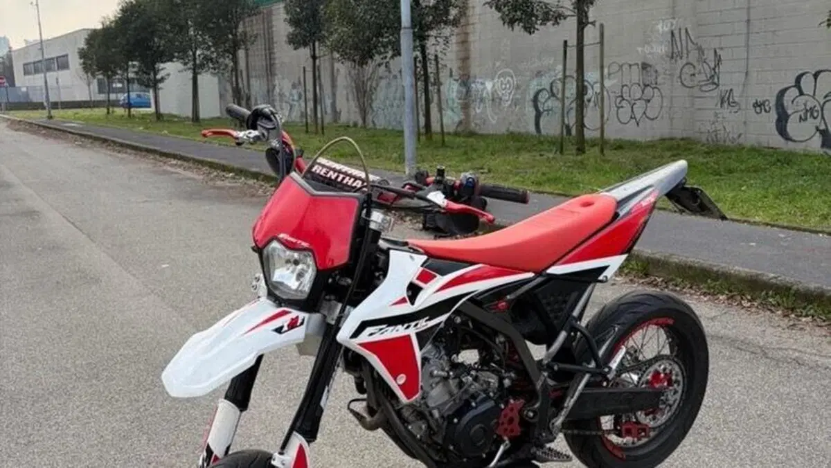Fantic Motor XMF 125 Motard Performance 4t (2021 - 22)  (6)