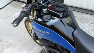Honda   (8)