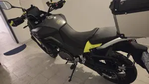 QJ Motor SVT 650 X (2025 - 26)  (5)