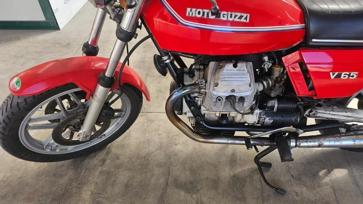Moto Guzzi   (5)