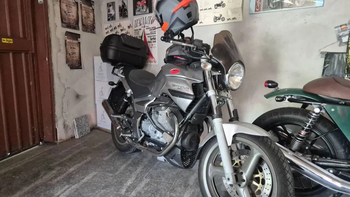 Moto Guzzi Breva V 750 i.e. 