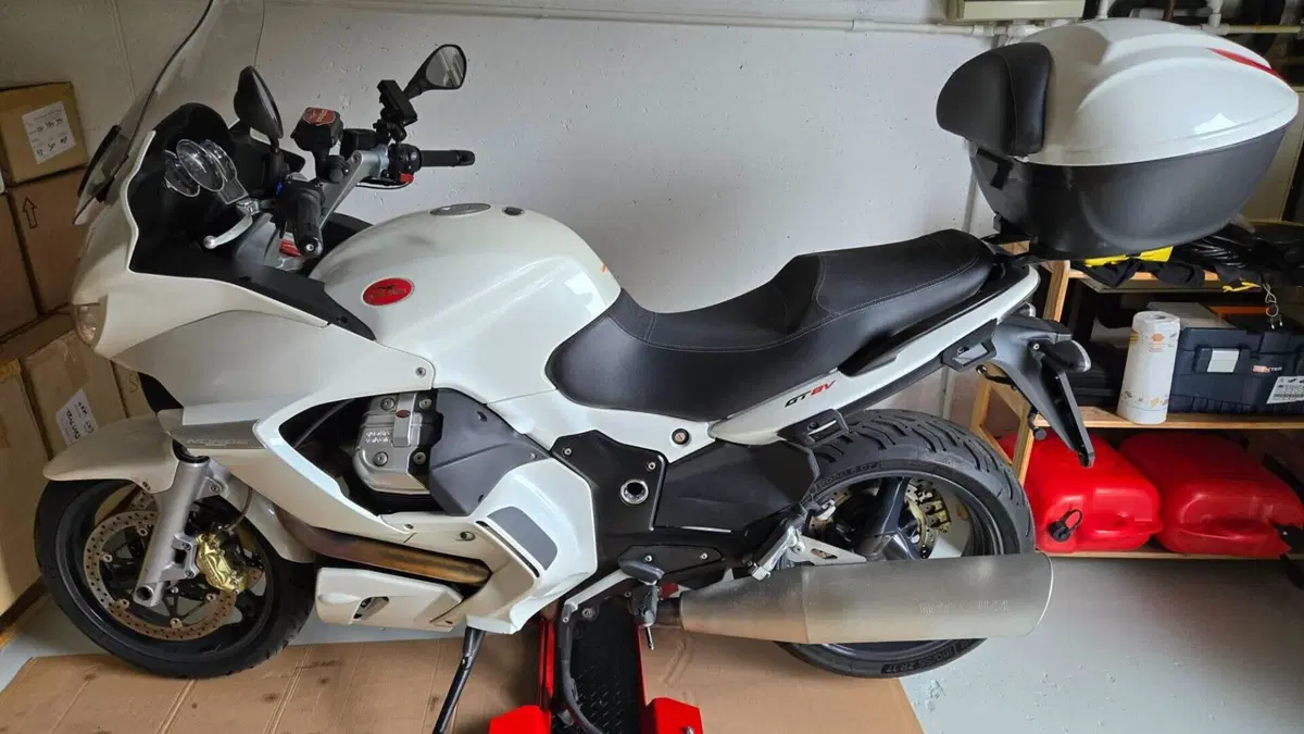 Moto Guzzi Norge 1200 GT 8V (2011 - 16) 