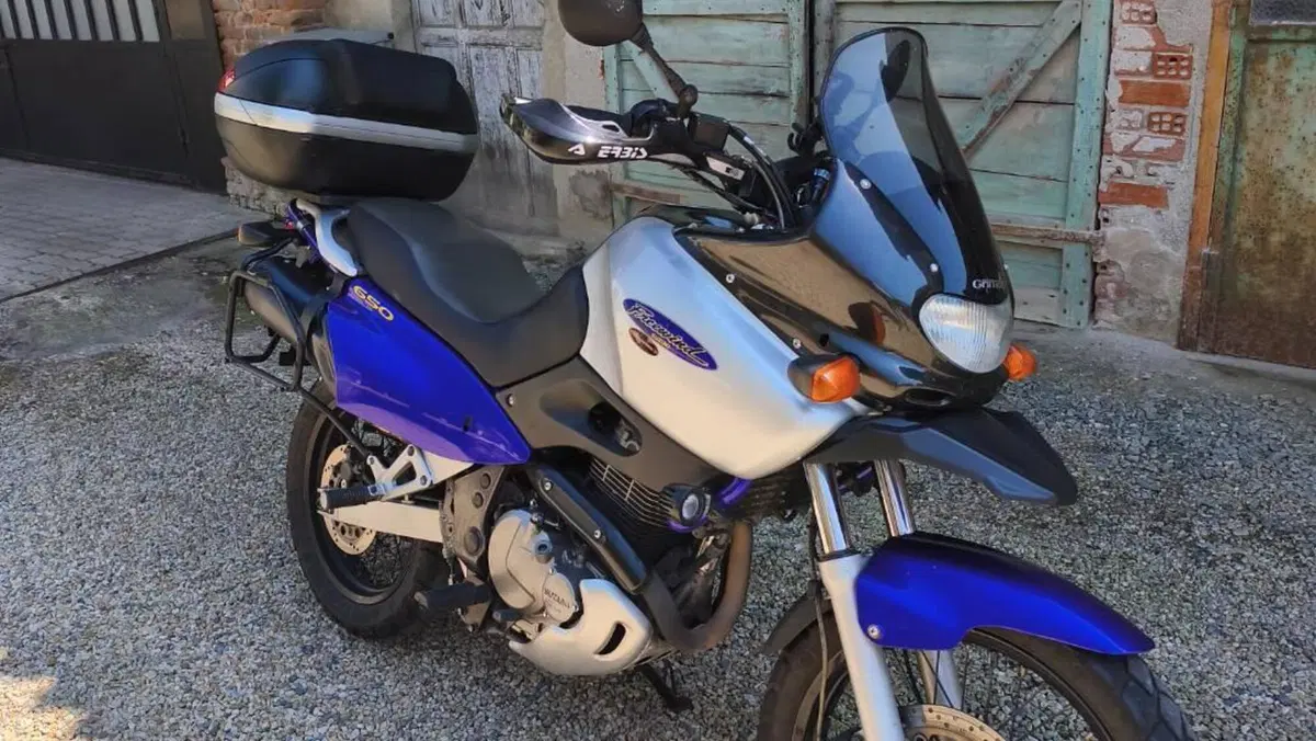 Suzuki XF 650 Dep (1997 - 99)  (2)
