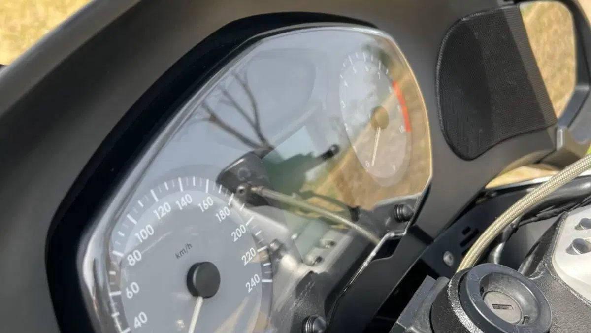 Bmw R 1200 RT (2008 - 09)  (5)
