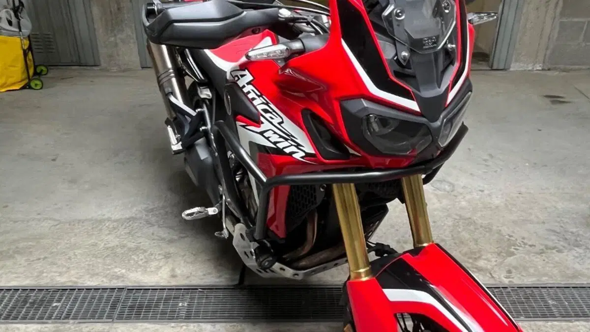 Honda Africa Twin CRF 1000L ABS (2016 - 17) 