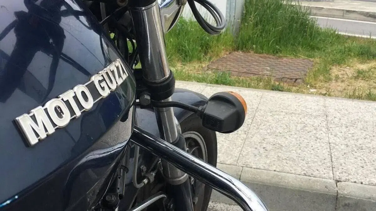 Moto Guzzi   (4)