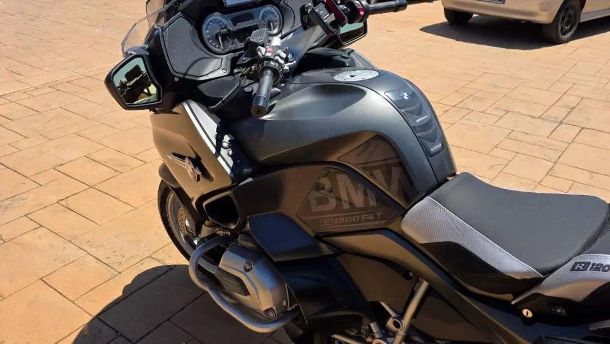 Bmw R 1200 RT (2014 - 16)  (2)