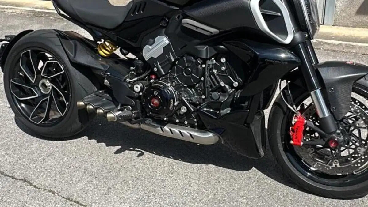 Ducati Diavel V4 (2023 - 26) 