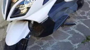 Kymco Downtown 300i ABS (2009 - 17)  (4)