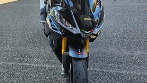 Aprilia Tuono V4 Factory (2021 - 24) 