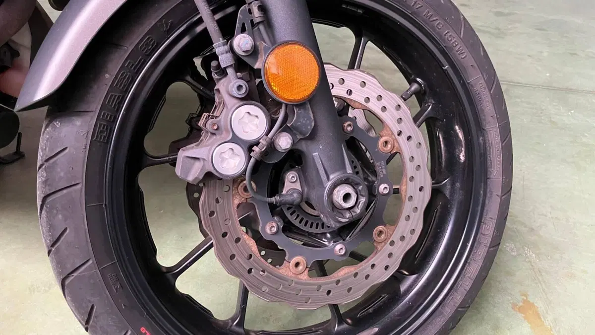 Yamaha XSR 700 ABS (2016 - 20)  (6)