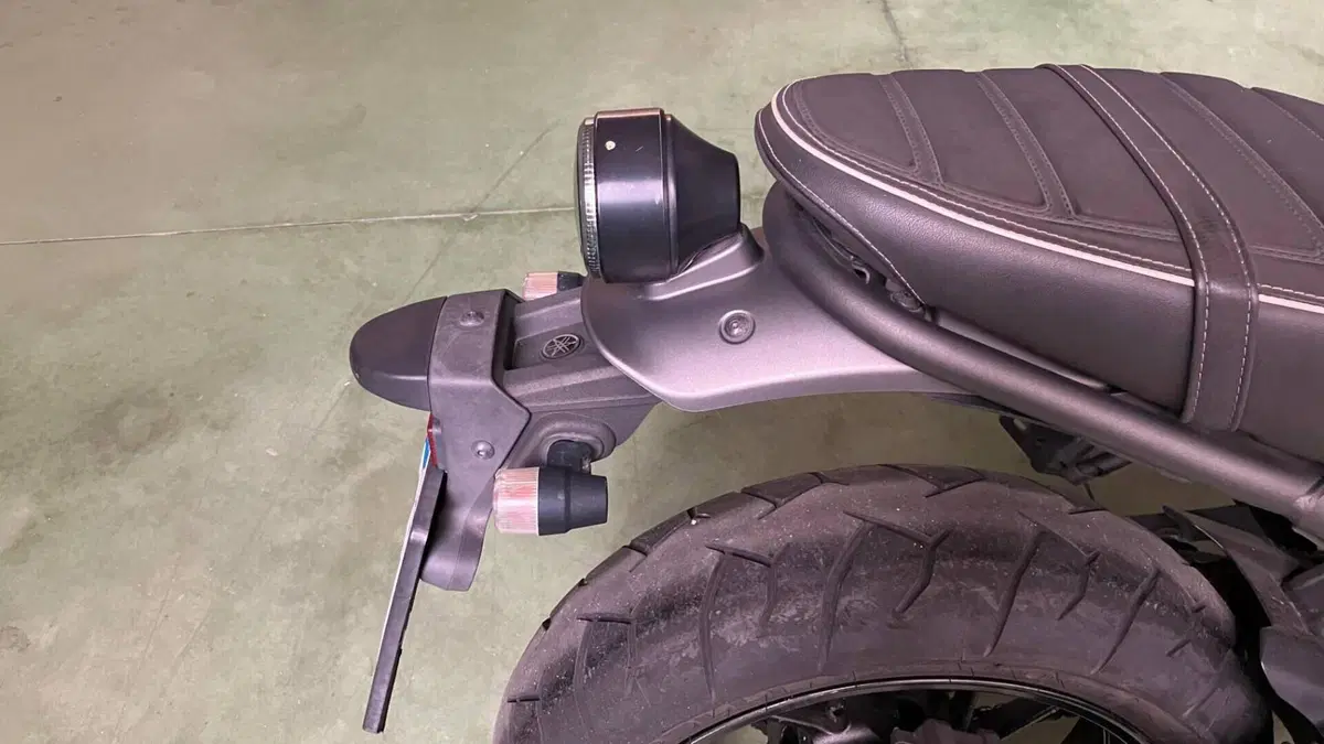 Yamaha XSR 700 ABS (2016 - 20)  (13)