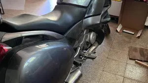 Honda Deauville 700 ABS  (5)