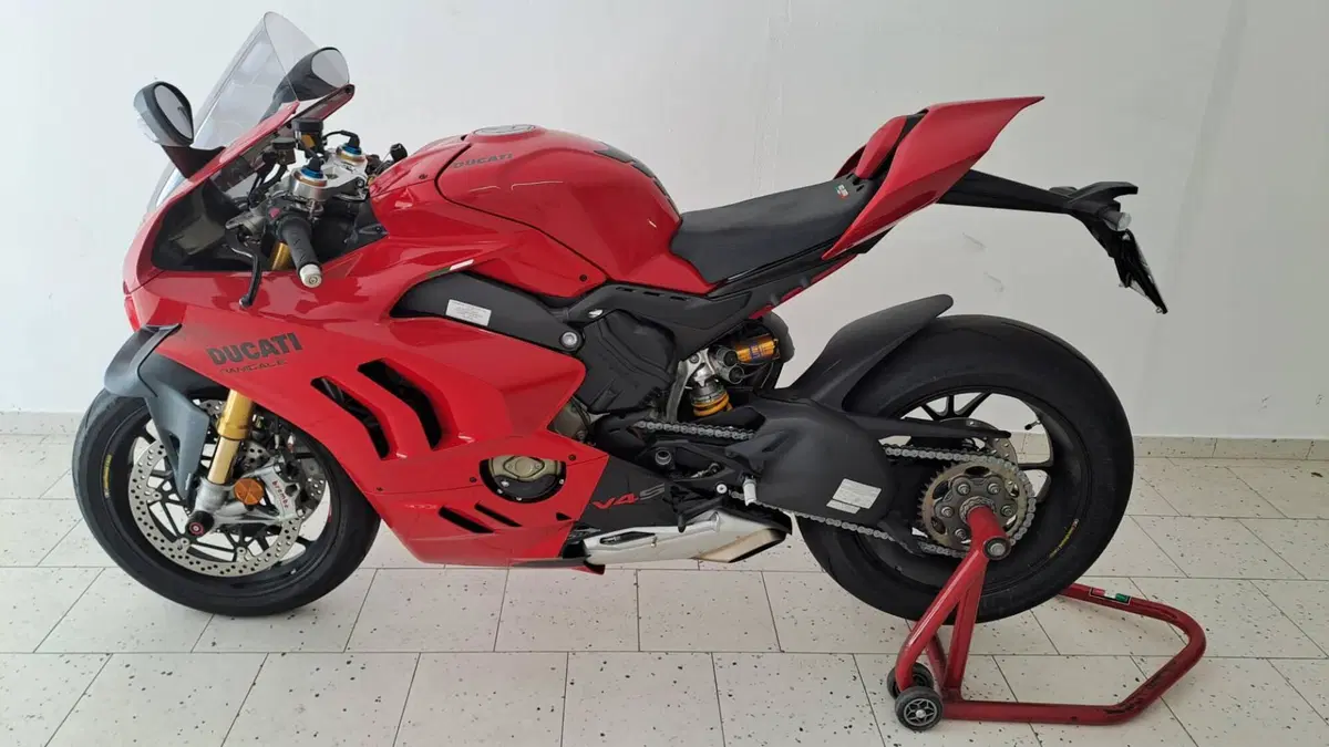 Ducati Panigale V4 S (2022 - 24)  (3)