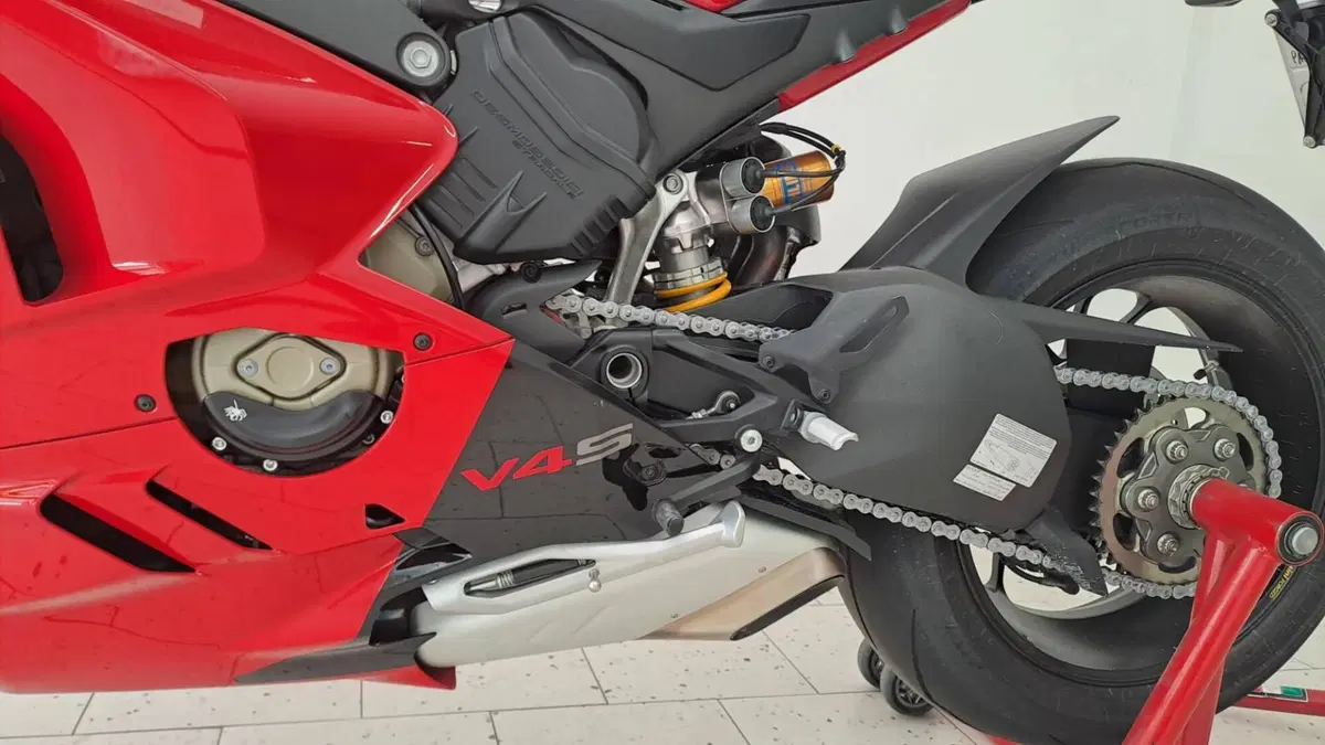 Ducati Panigale V4 S (2022 - 24)  (7)