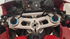 Ducati Panigale V4 S (2022 - 24)  (8)