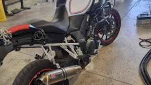 Suzuki V-Strom 1000 ABS (2014 - 17) 