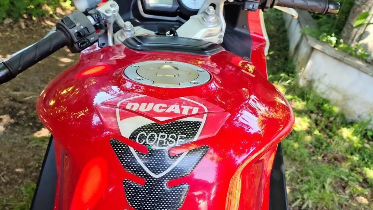 Ducati ST3  (6)