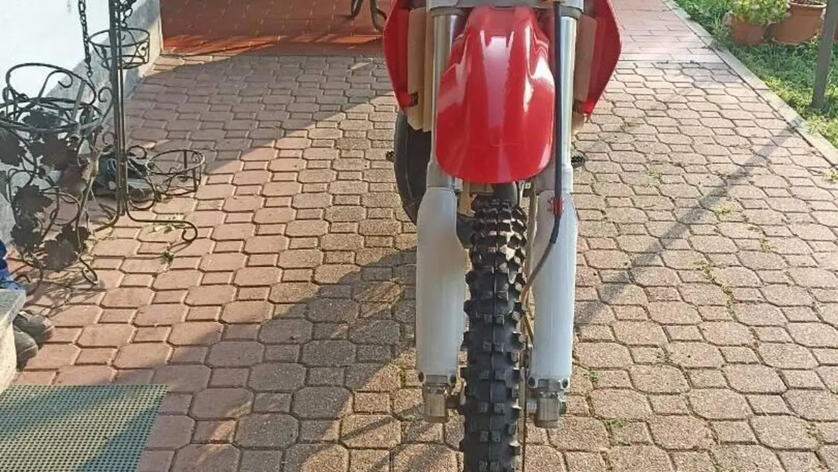Honda CR 125 R (2000 - 02)  (2)
