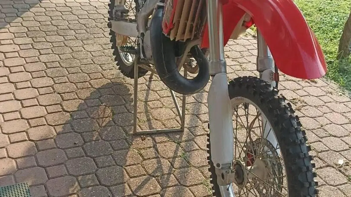 Honda CR 125 R (2000 - 02)  (3)
