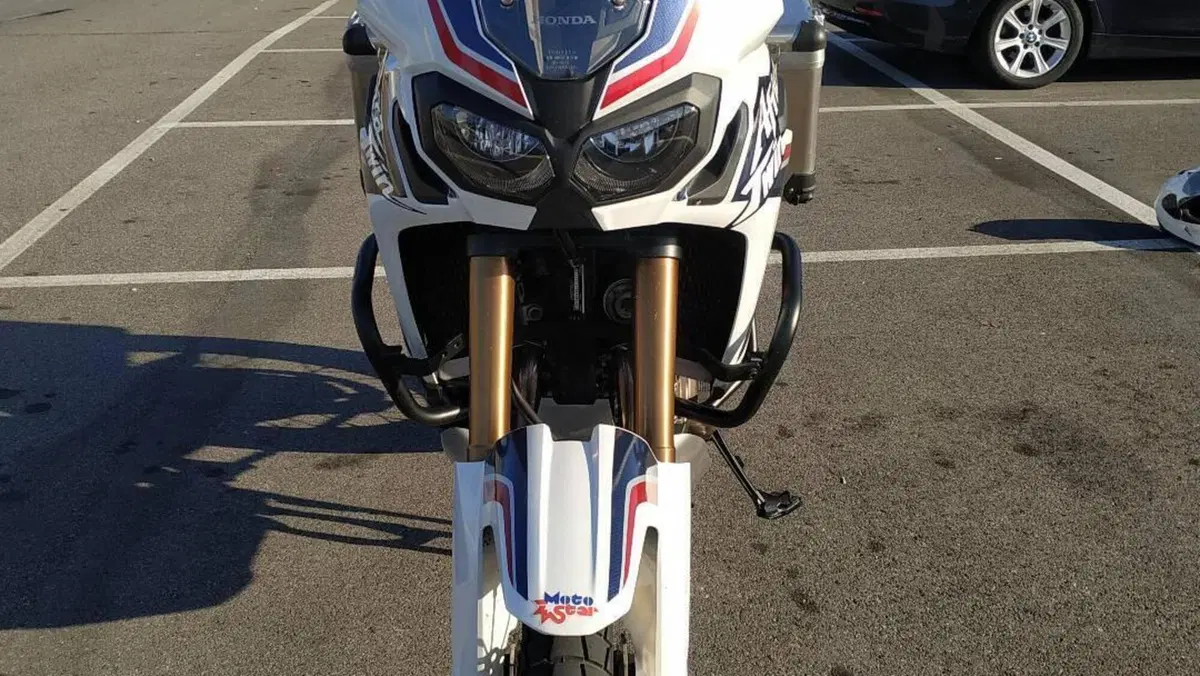 Honda Africa Twin CRF 1000L DCT (2018 - 19)  (2)