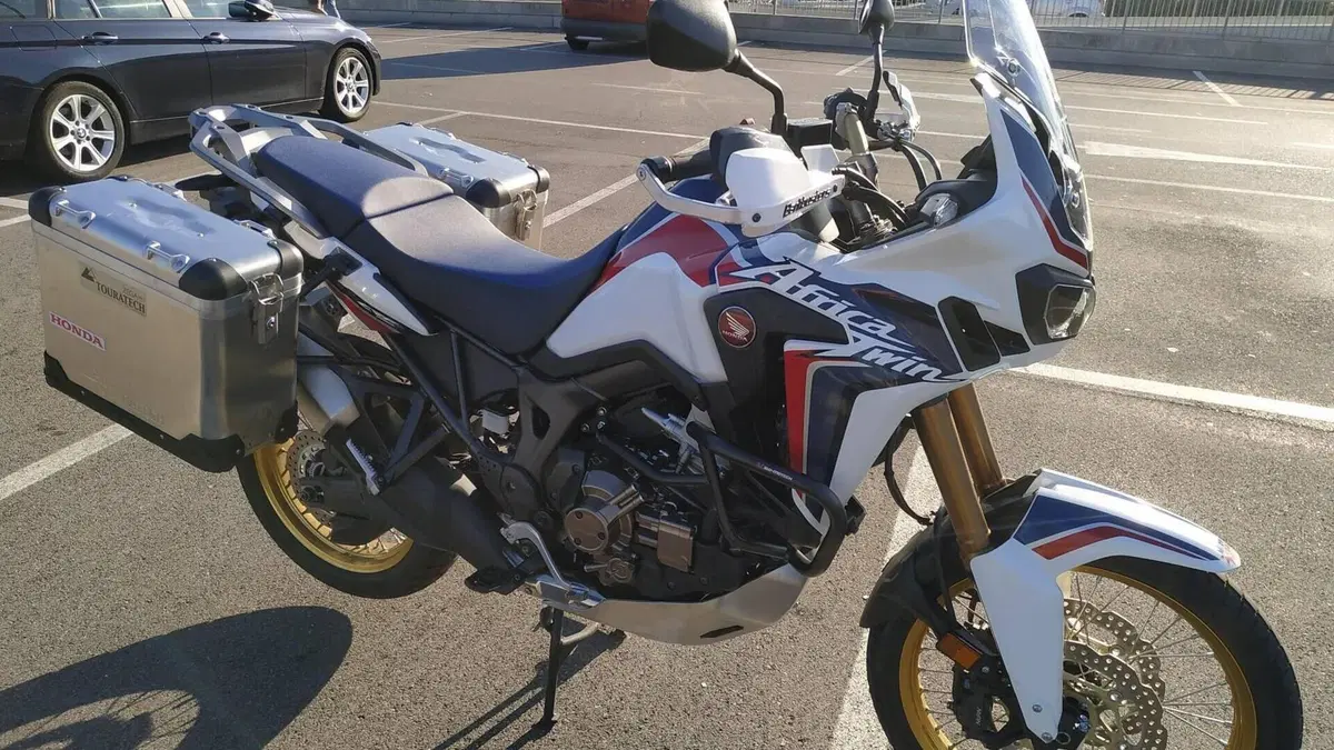 Honda Africa Twin CRF 1000L DCT (2018 - 19)  (4)