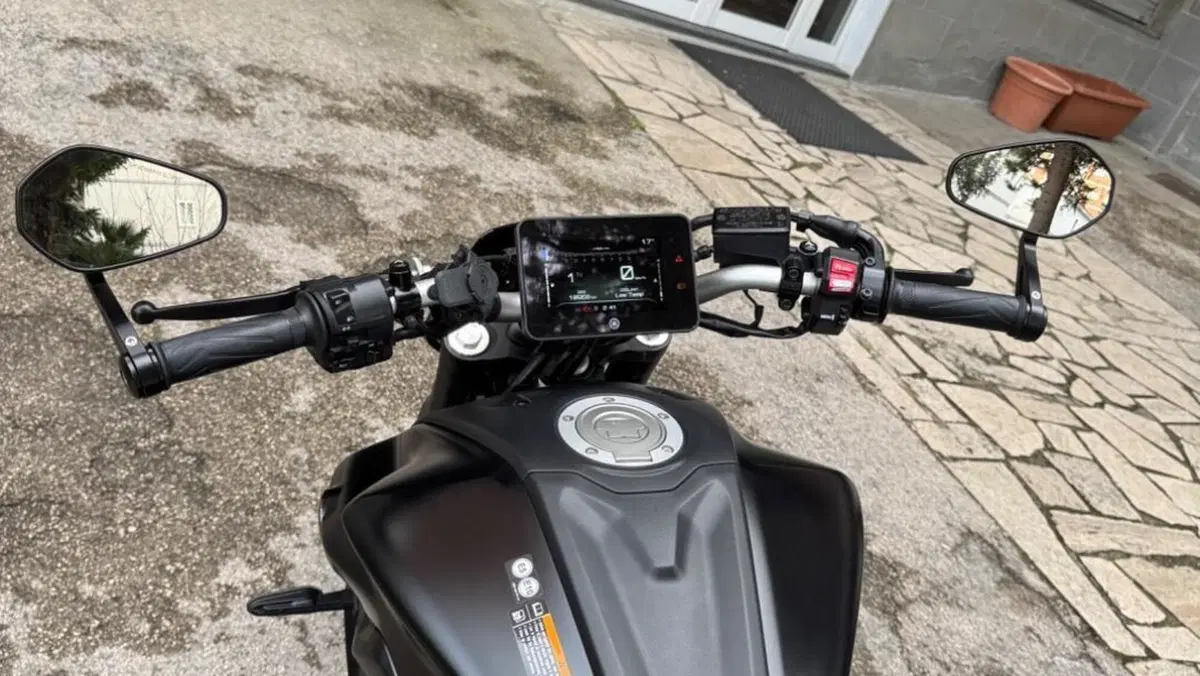 Yamaha MT-07 (2021 - 24)  (9)