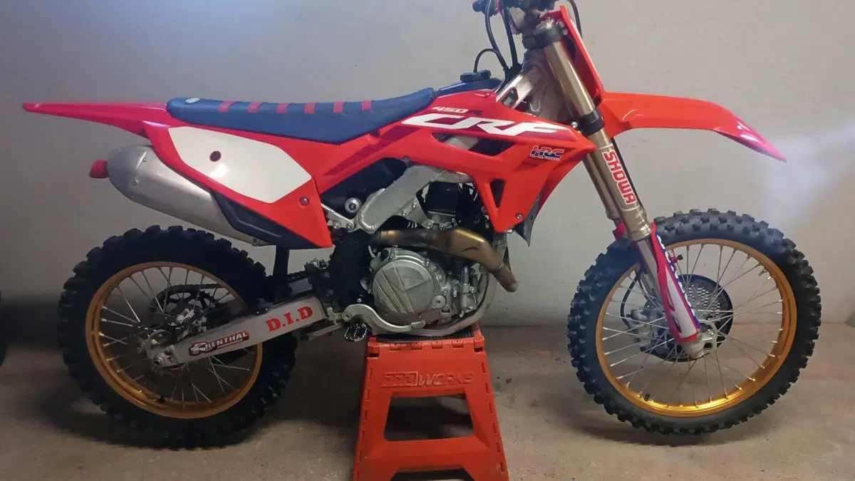Honda CRF 450R (2023)  (4)