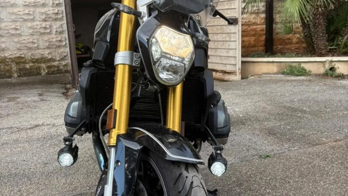 Bmw R 1200 R Black Edition (2017 - 18)  (2)