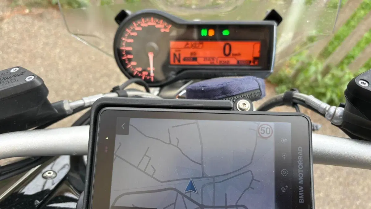 Bmw R 1200 R Black Edition (2017 - 18)  (6)