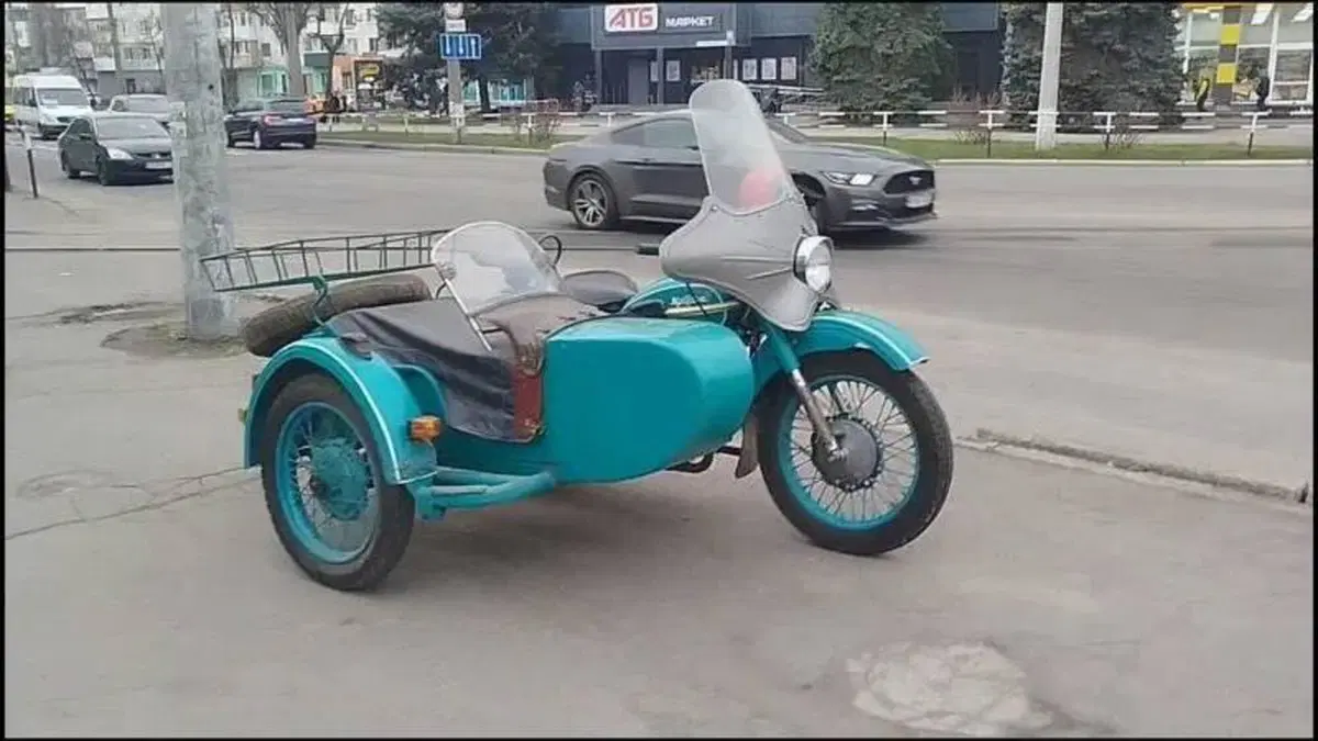 Ural   (9)