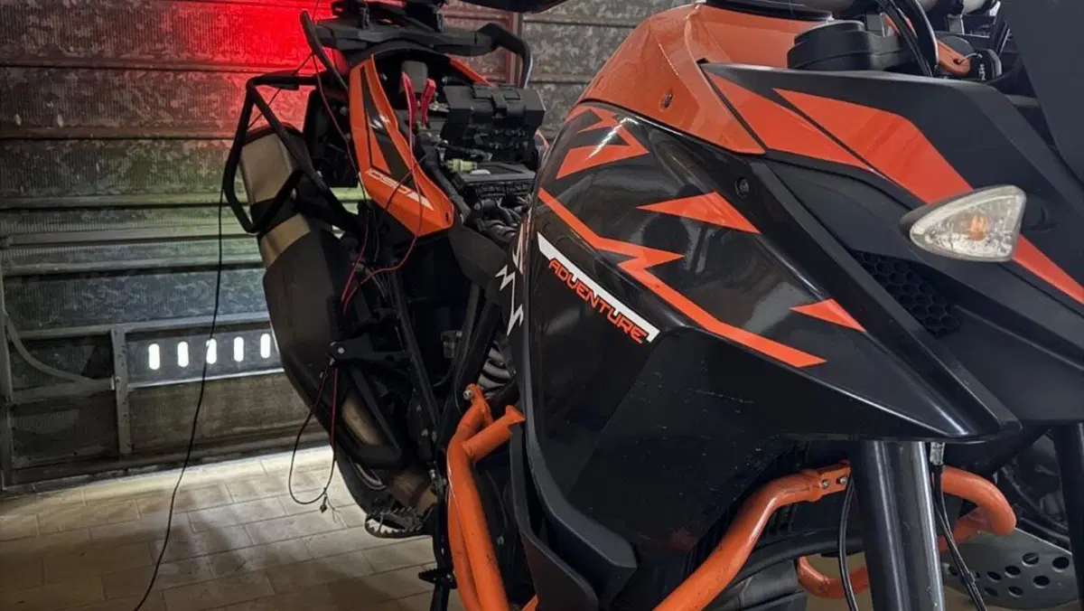 KTM 1090 Adventure S - L (2017 - 19)  (3)