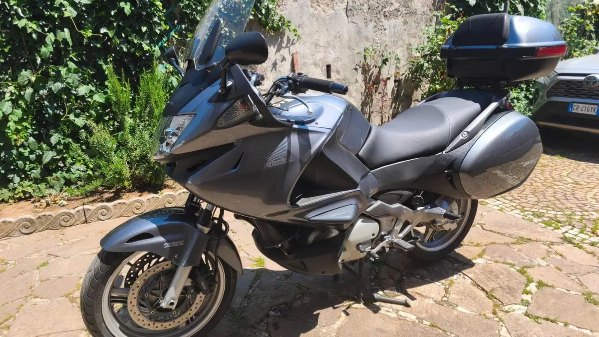 Honda Deauville 700 ABS 