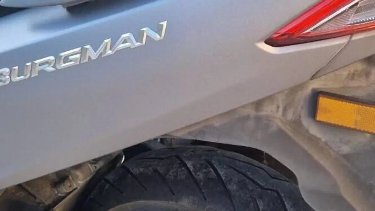 Suzuki Burgman AN 400 (2017 - 20)  (6)