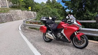 Honda VFR 1200 F DCT ABS (2010 - 16) usata