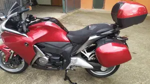 Honda VFR 1200 F DCT ABS (2010 - 16)  (4)