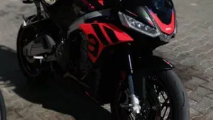 Aprilia Tuono 660 Factory (2022 - 24) 