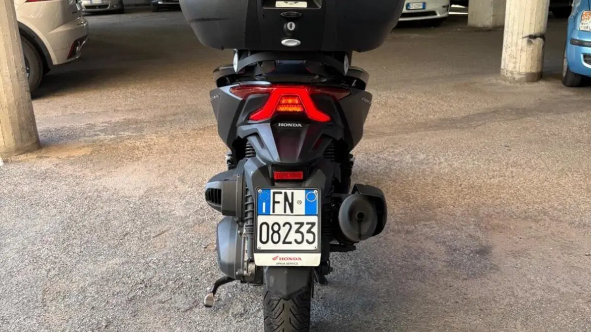 Honda Forza 350 (2022 - 24)  (4)