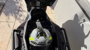 Yamaha X-Max 300 Tech Max (2025 - 26)  (5)