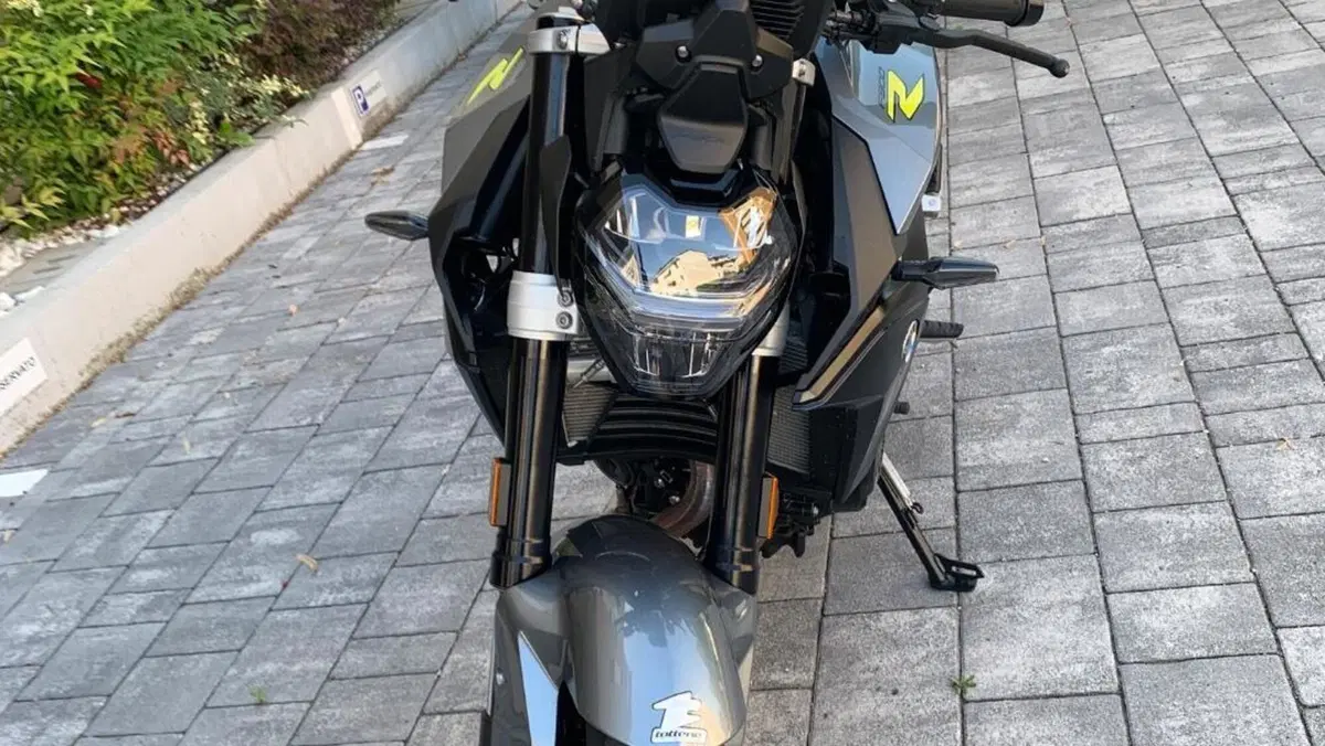 Bmw F 900 R (2021 - 24)  (4)