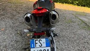 Ducati Hypermotard 698 Mono RVE (2024 - 26)  (3)