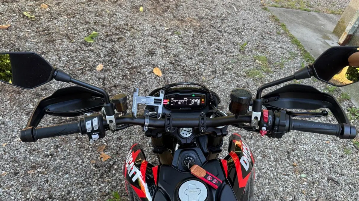 Ducati Hypermotard 698 Mono RVE (2024 - 26)  (4)