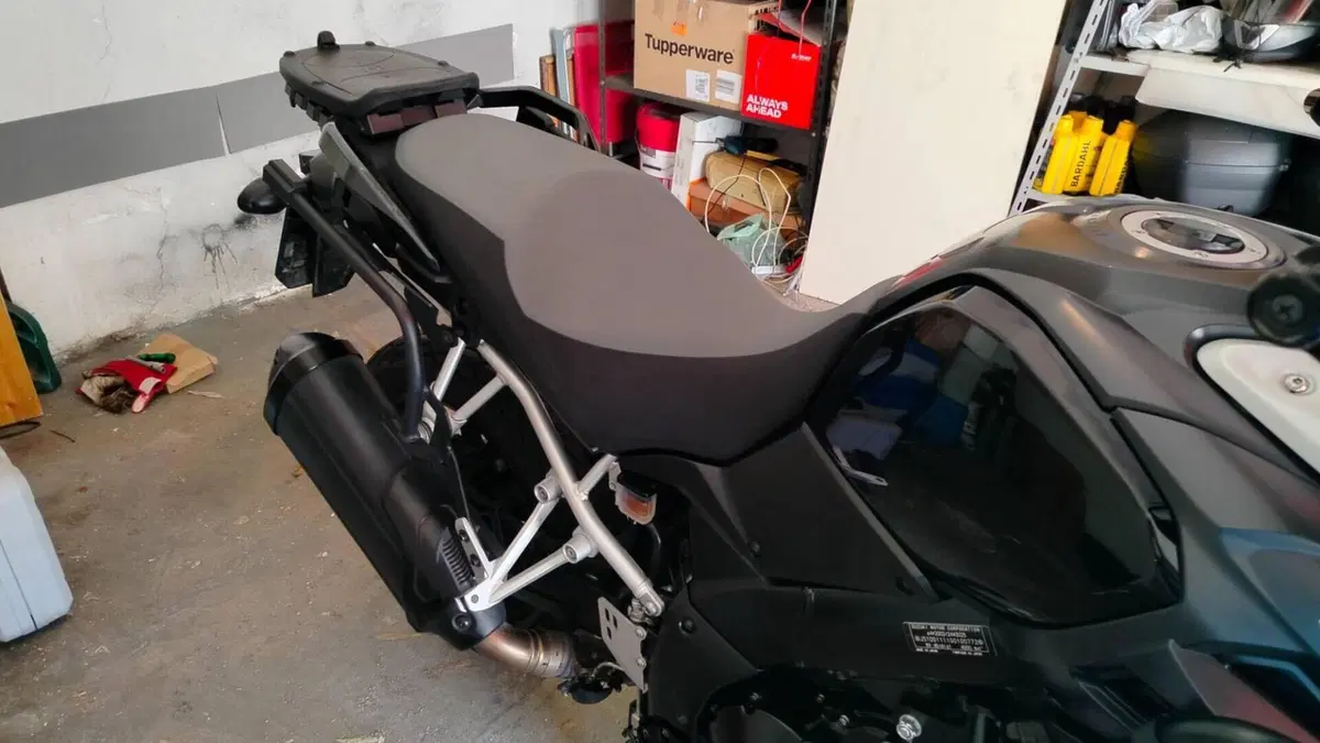 Suzuki V-Strom 1000 ABS No compromise LE (2015 - 17)  (2)