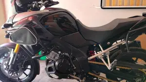 Suzuki V-Strom 1000 ABS No compromise LE (2015 - 17)  (4)