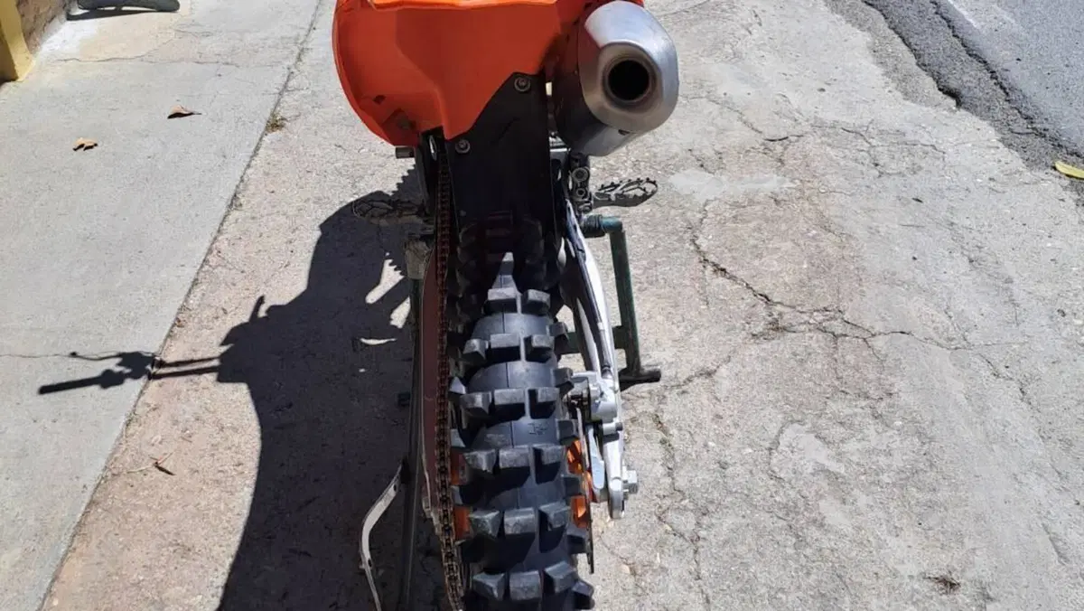 KTM 250 SX-F (2025)  (5)