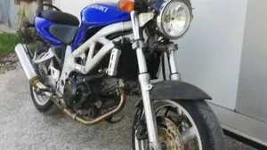Suzuki SV 650 (1999 - 02)  (3)