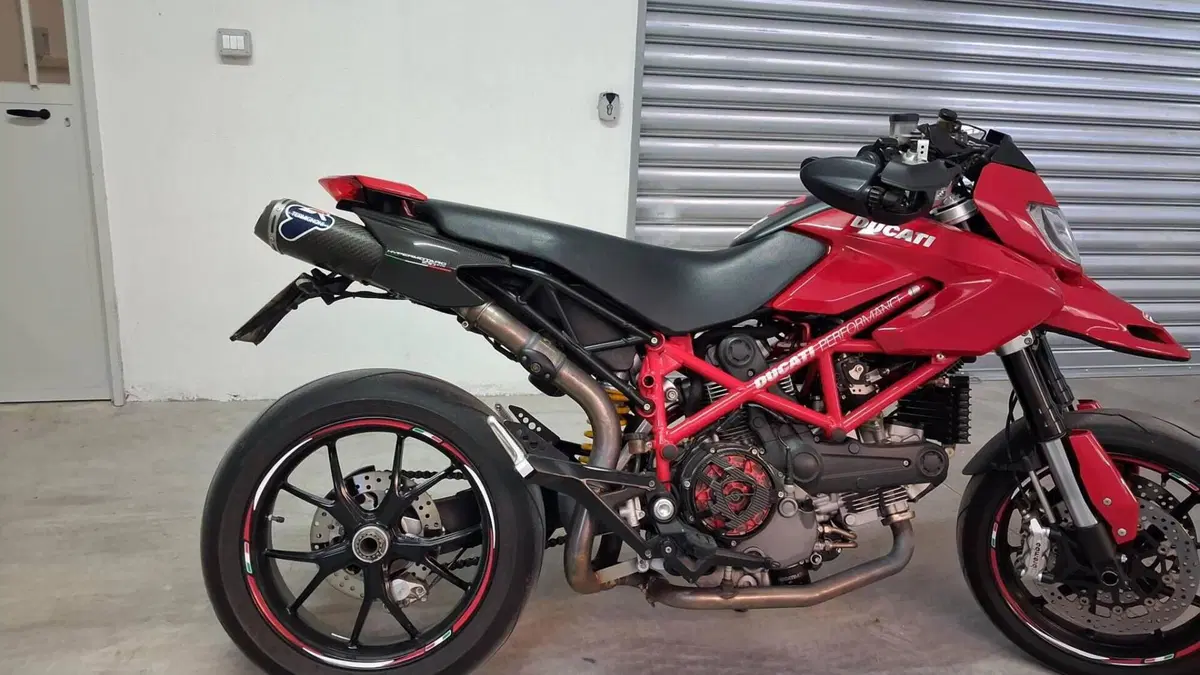 Ducati Hypermotard 1100 EVO (2010 - 12)  (6)